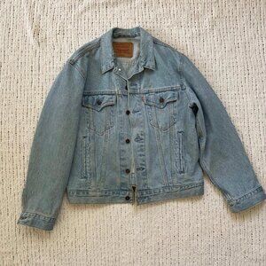 Vintage Men's Levi's Denim Trucker Jacket - Size 44/XL